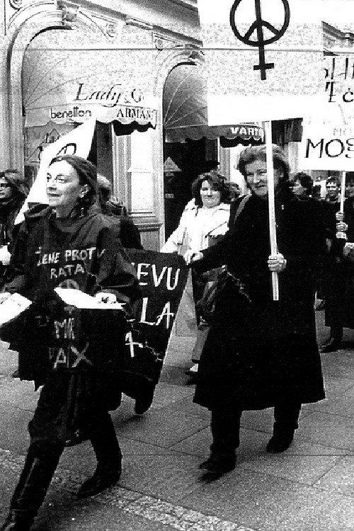 Frauen in Schwarz