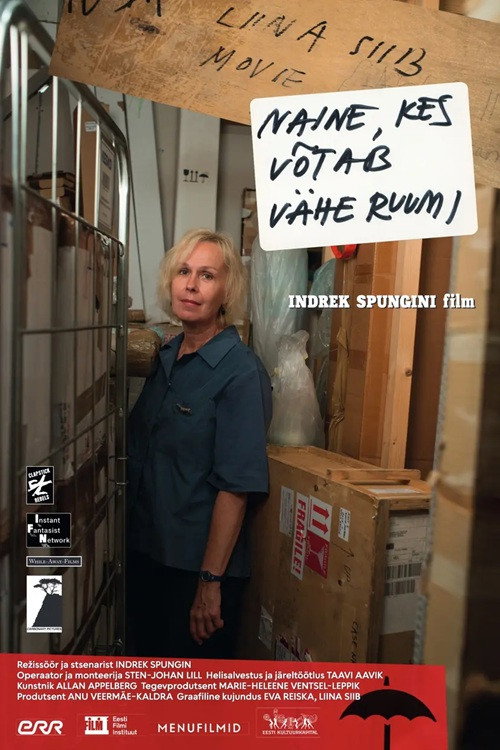 Naine, kes võtab vähe ruumi